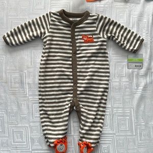 Carter’s Tiger Baby Onsie with Snaps
